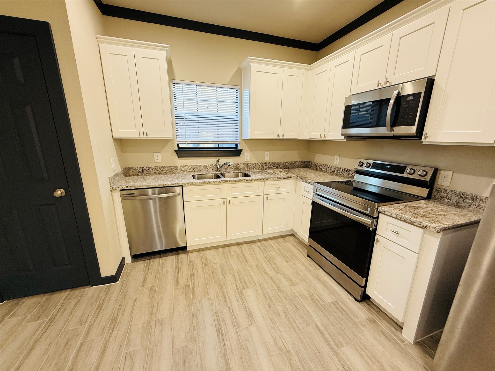 4802 Cruse Road, Unit 1 Houston, TX 77016 - Photo 7 of 20