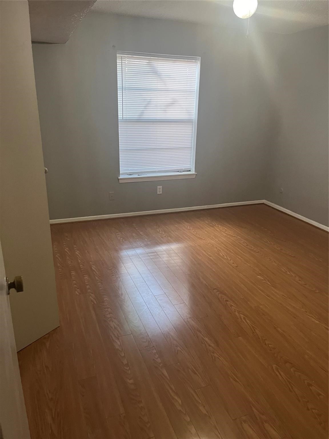 8221 Kingsbrook Road, Unit 107 Houston, TX 77024 - Photo 3 of 6
