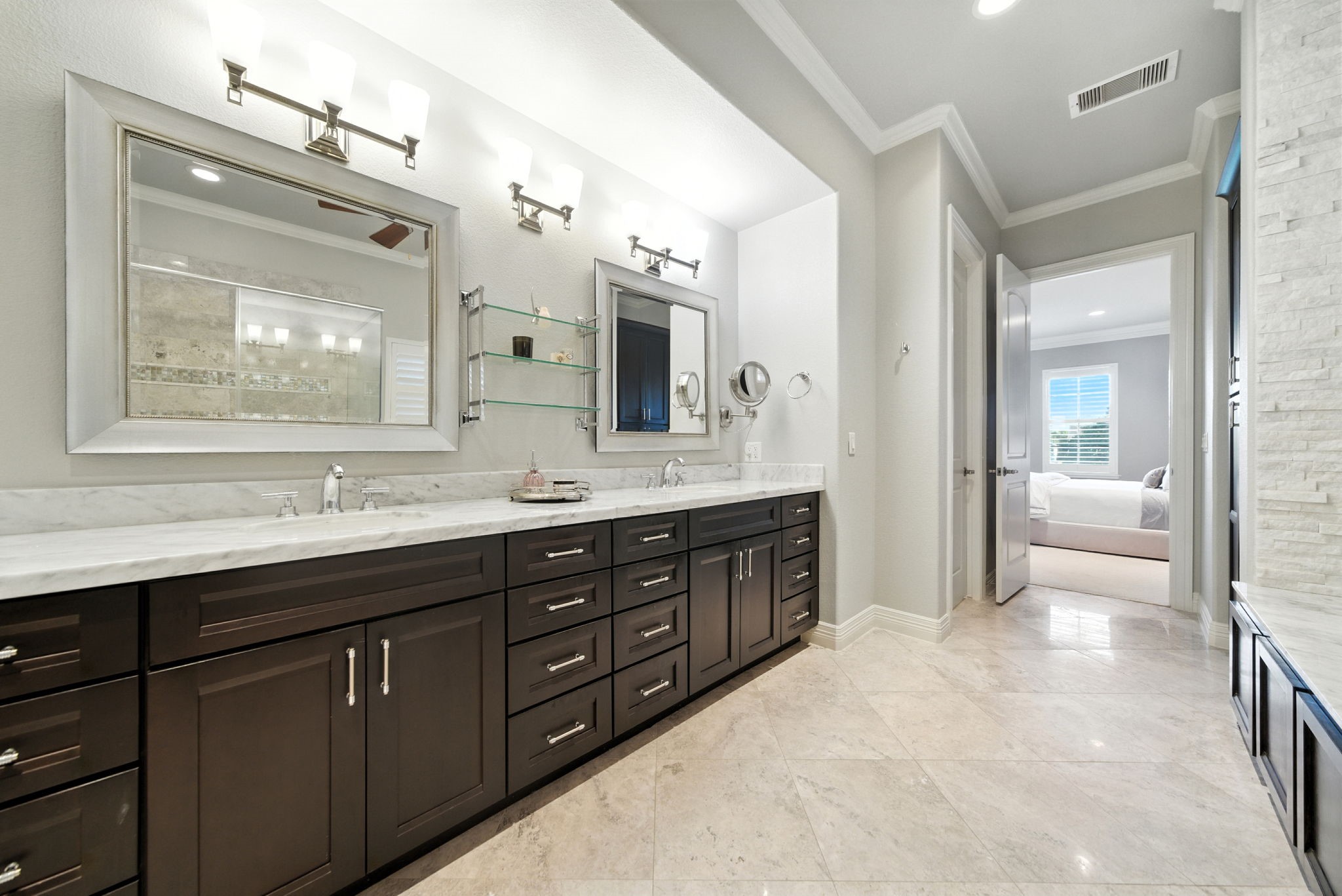 803 Bomar Street, Unit A Houston, TX 77006 - Photo 22 of 39 a spacious bathroom with a granite countertop sink mirror and a