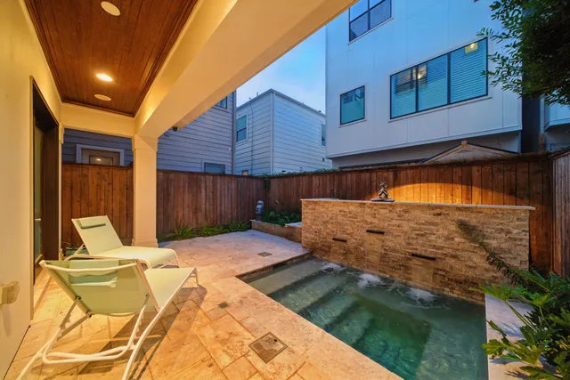 $990,000 | 803 Bomar Street, Unit A, Houston, TX 77006