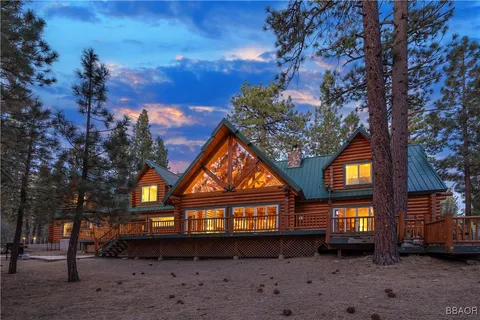$1,495,000 | 125 Starvation Flats Road, Big Bear Lake, CA 92315