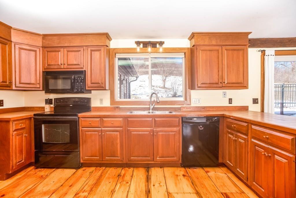 297 Haydenville Road Whately, MA 01093 - Photo 8 of 42 Gallery Image 8