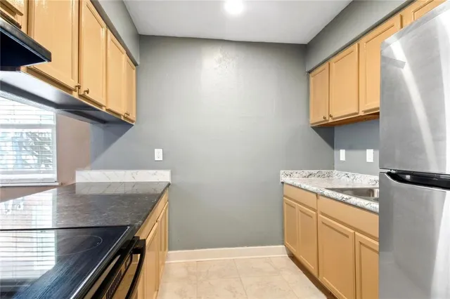 $2,199 | 633-635 Farmington Place, Gretna, LA 70056