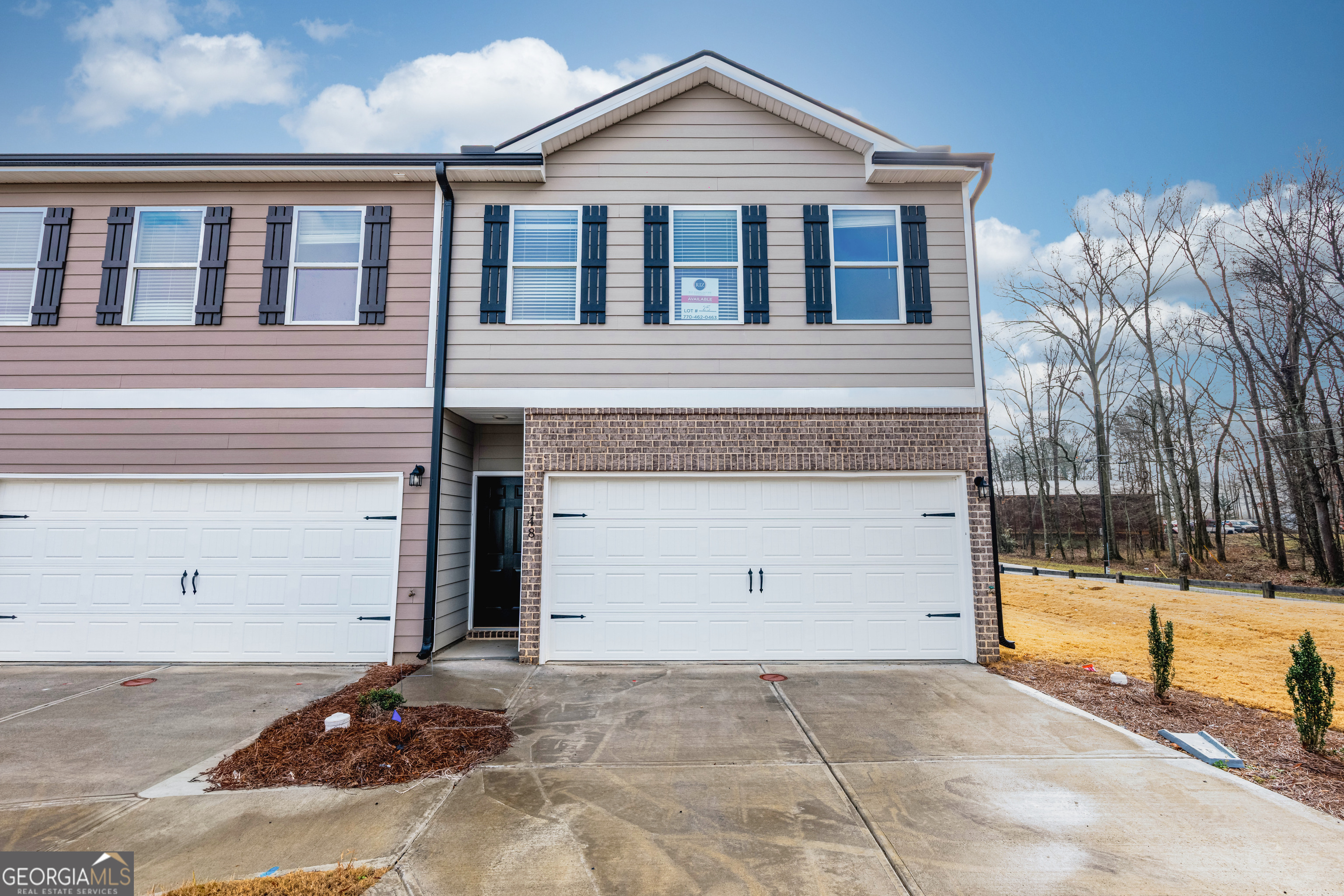 a view of a house with a outdoor space