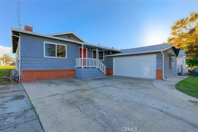 a house view with a backyard space