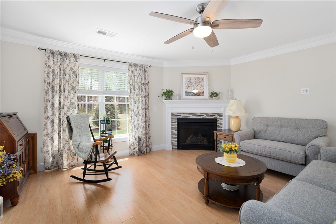 38 Rivers Edge Drive Coventry, RI 02816 - Photo 4 of 24