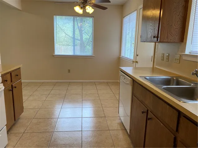 $1,395 | 11900 Doubloon Cove, Unit A, Austin, TX 78759