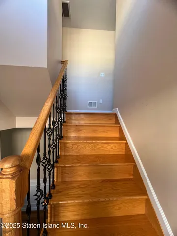 $799,000 | 1147 Mason Avenue | Midland Beach