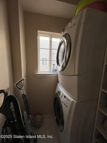 $799,000 | 1147 Mason Avenue | Midland Beach