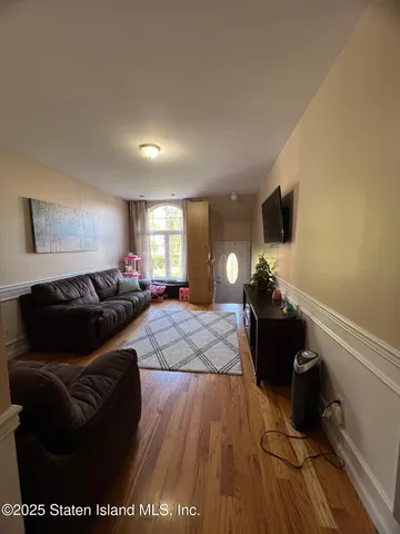 $799,000 | 1147 Mason Avenue | Midland Beach