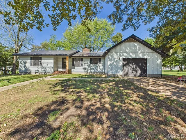 $205,000 | 309 West Allis Avenue, Bernie, MO 63822