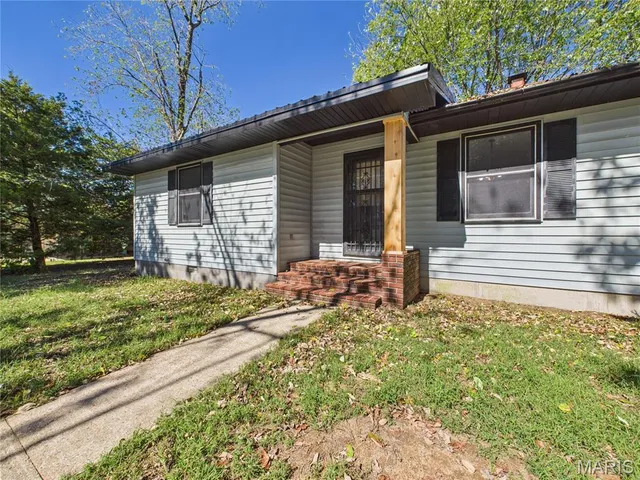 $205,000 | 309 West Allis Avenue, Bernie, MO 63822