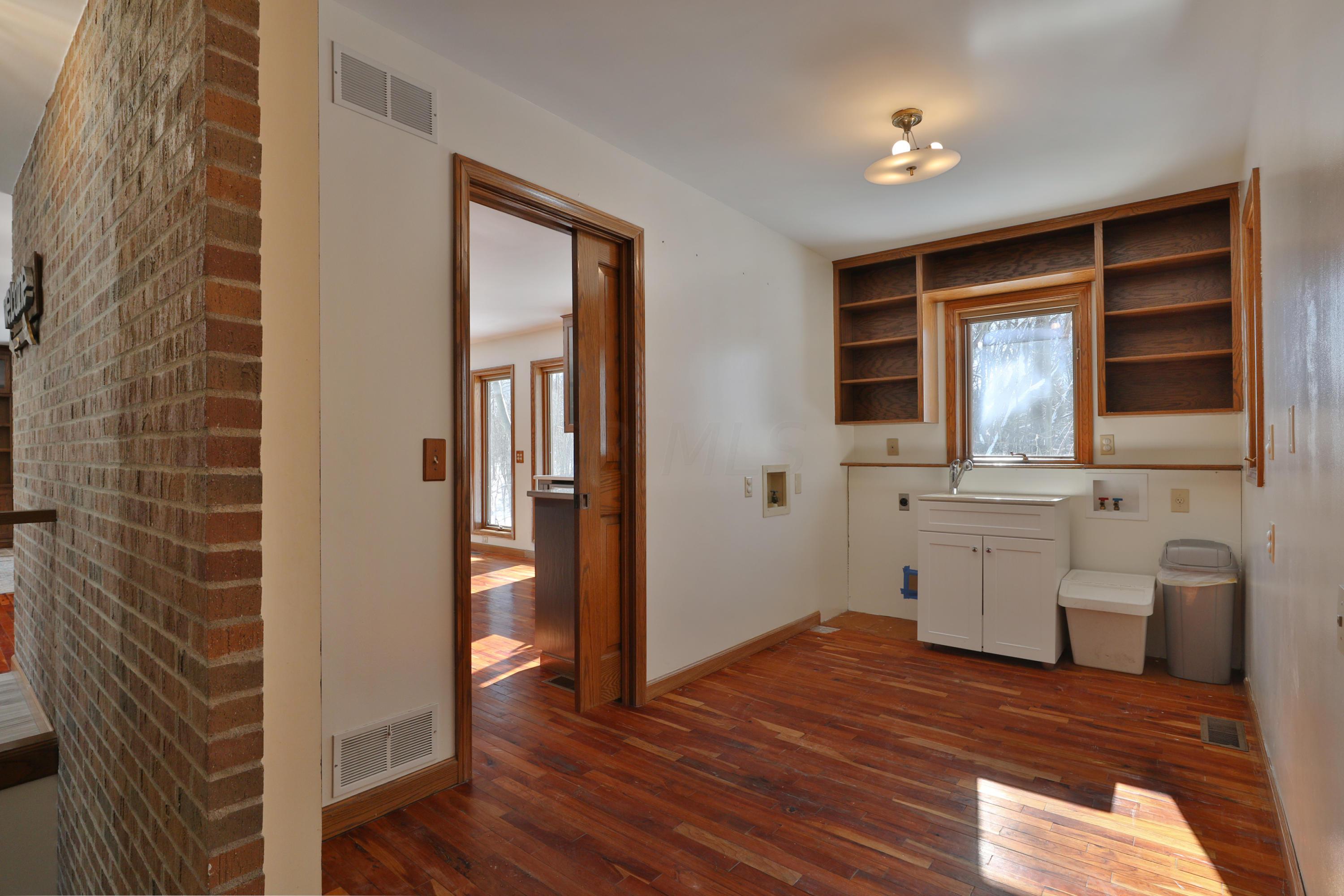8140 Lewis Center Road Galena, OH 43021 - Photo 22 of 57 Gallery Image 22