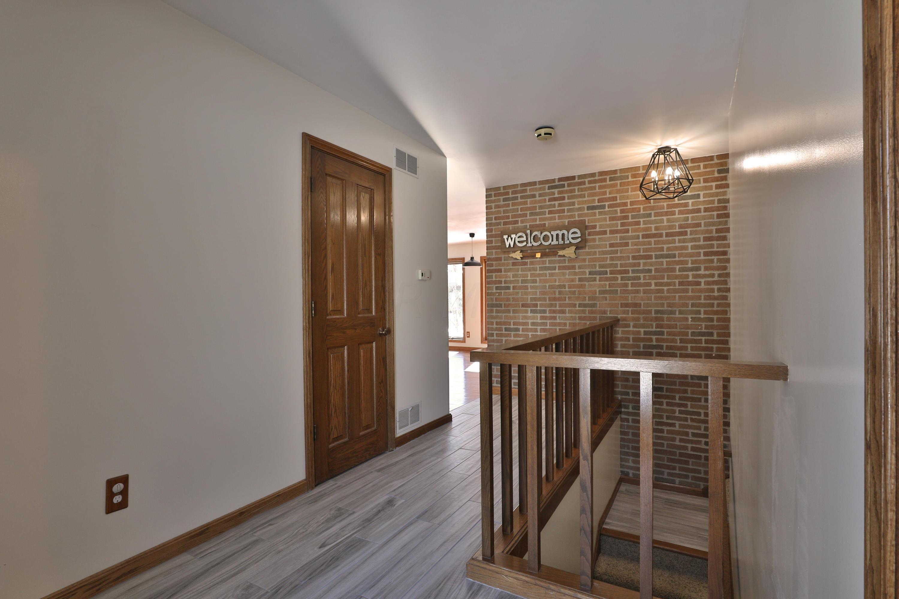 8140 Lewis Center Road Galena, OH 43021 - Photo 5 of 57 Gallery Image 5