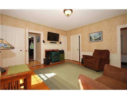 376 Intervale Road New Gloucester, ME 04260 - Photo 3 of 25 Den/Family/Great Room.