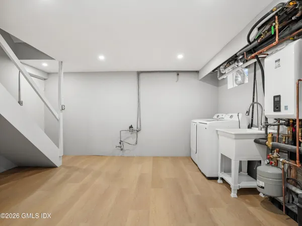 $5,250 | 12 Artic Street, Unit 1, Greenwich, CT 06830