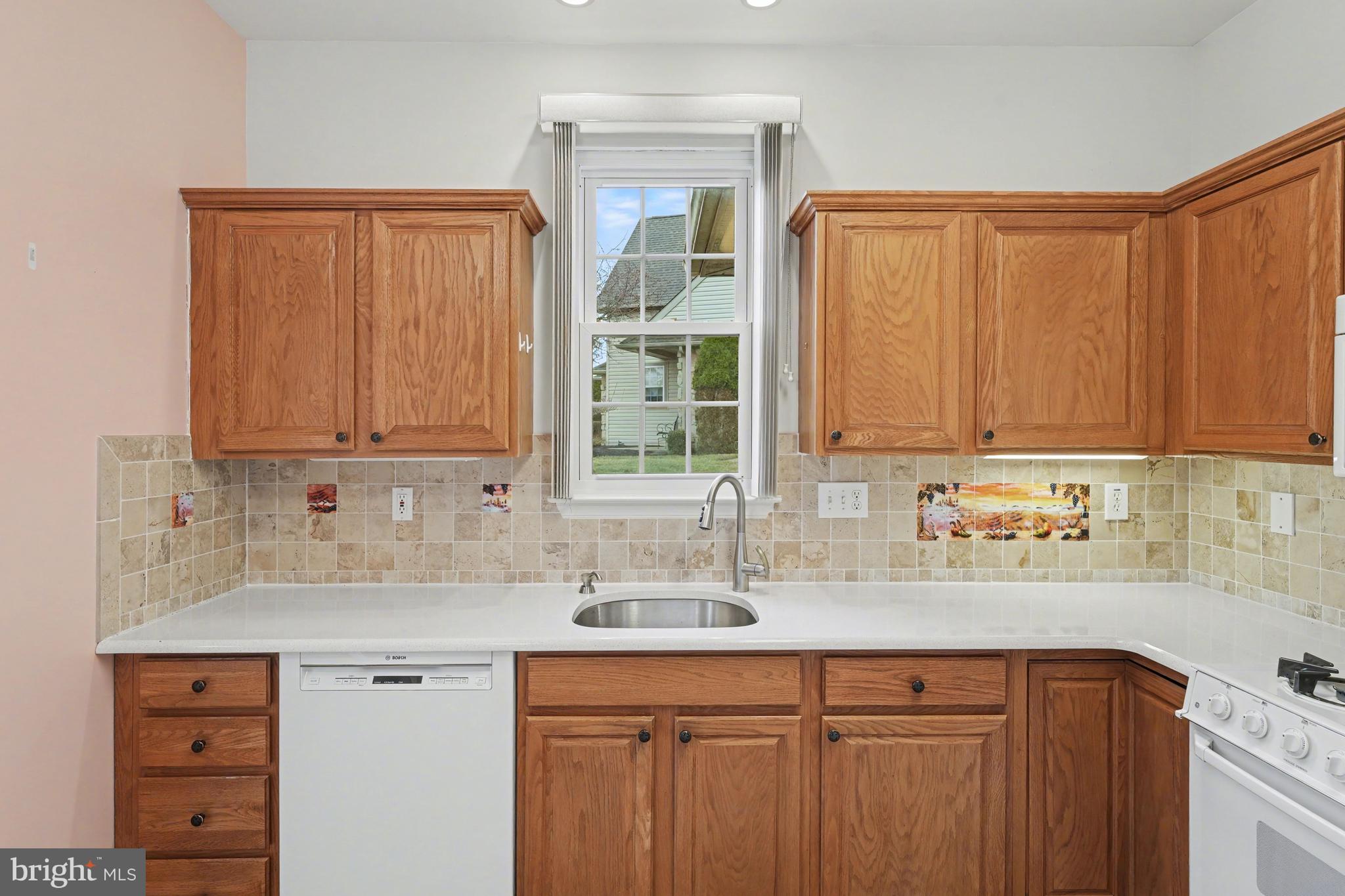 1621 Yorktown Road, Unit 50 Jamison, PA 18929 - Photo 22 of 50 Kitchen