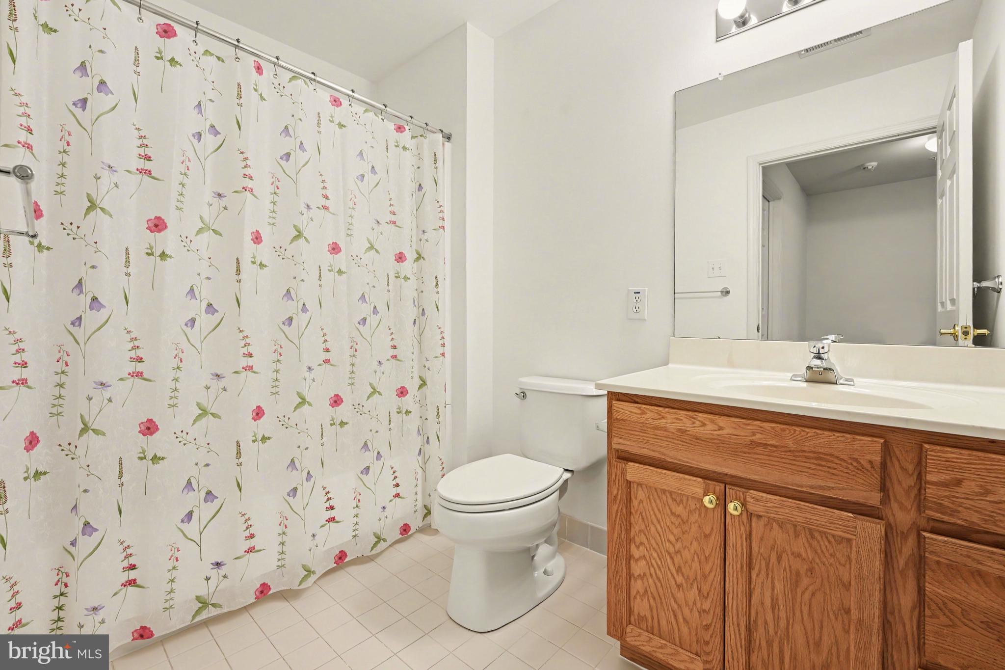 1621 Yorktown Road, Unit 50 Jamison, PA 18929 - Photo 36 of 50 Hall Floor Full Bathroom