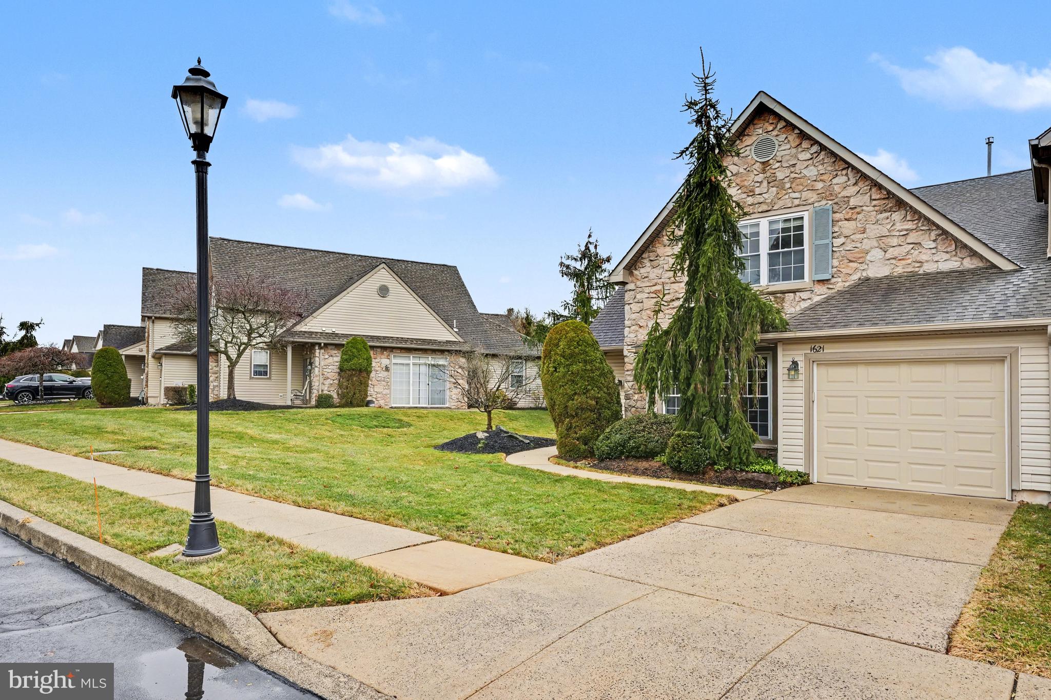 1621 Yorktown Road, Unit 50 Jamison, PA 18929 - Photo 5 of 50
