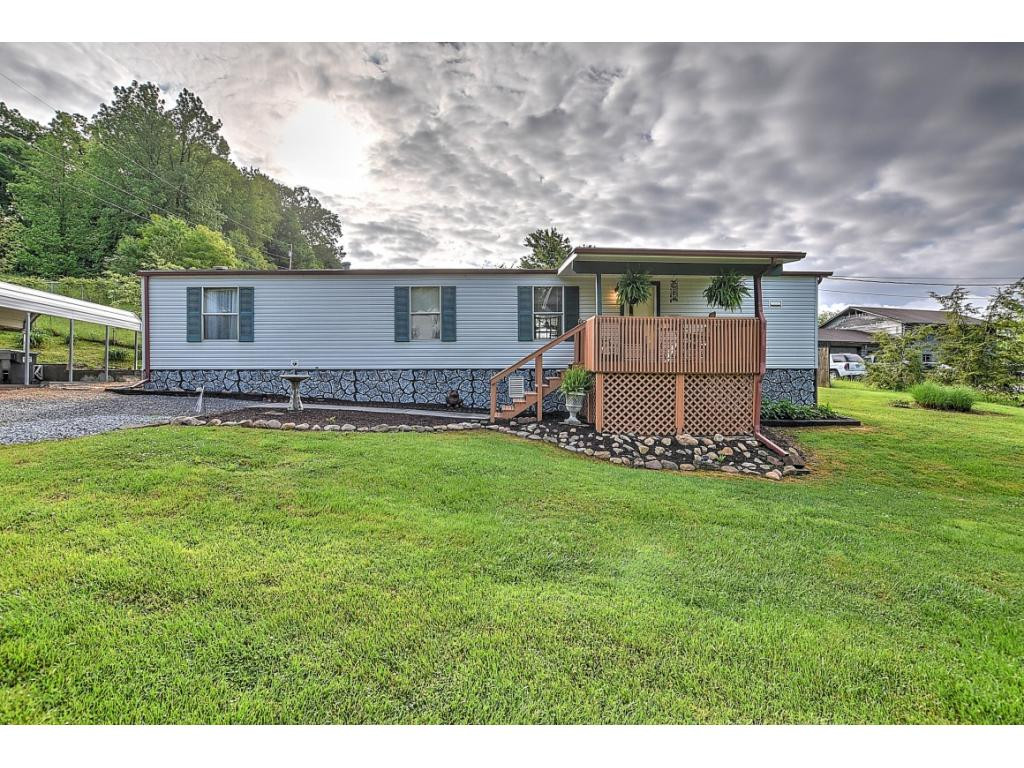 166 Fitzsimmons Hill Road Elizabethton, TN 37643 - Photo 1 of 18 Photo 1