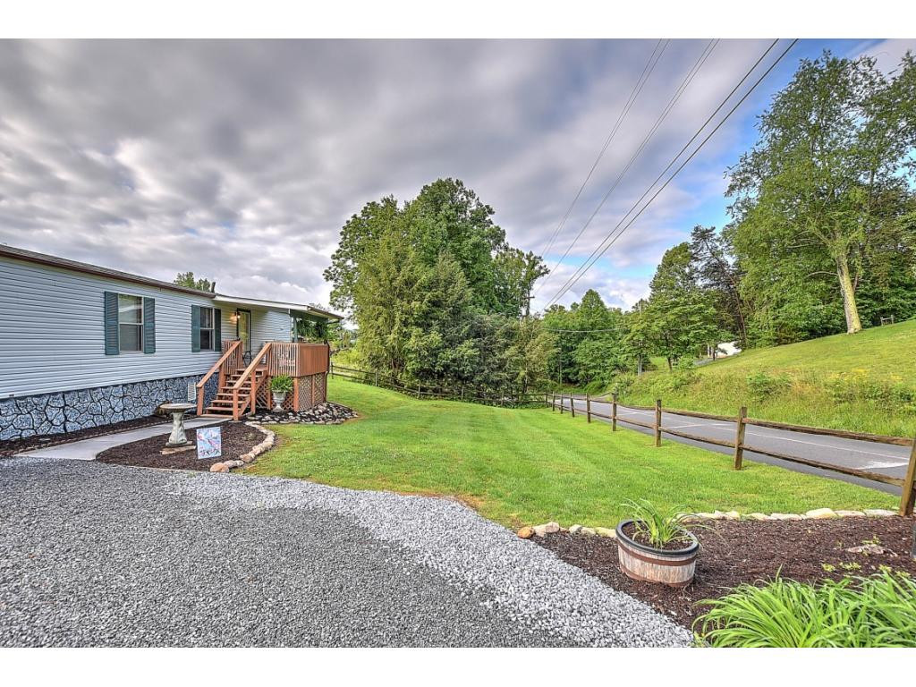 166 Fitzsimmons Hill Road Elizabethton, TN 37643 - Photo 16 of 18 Photo 16