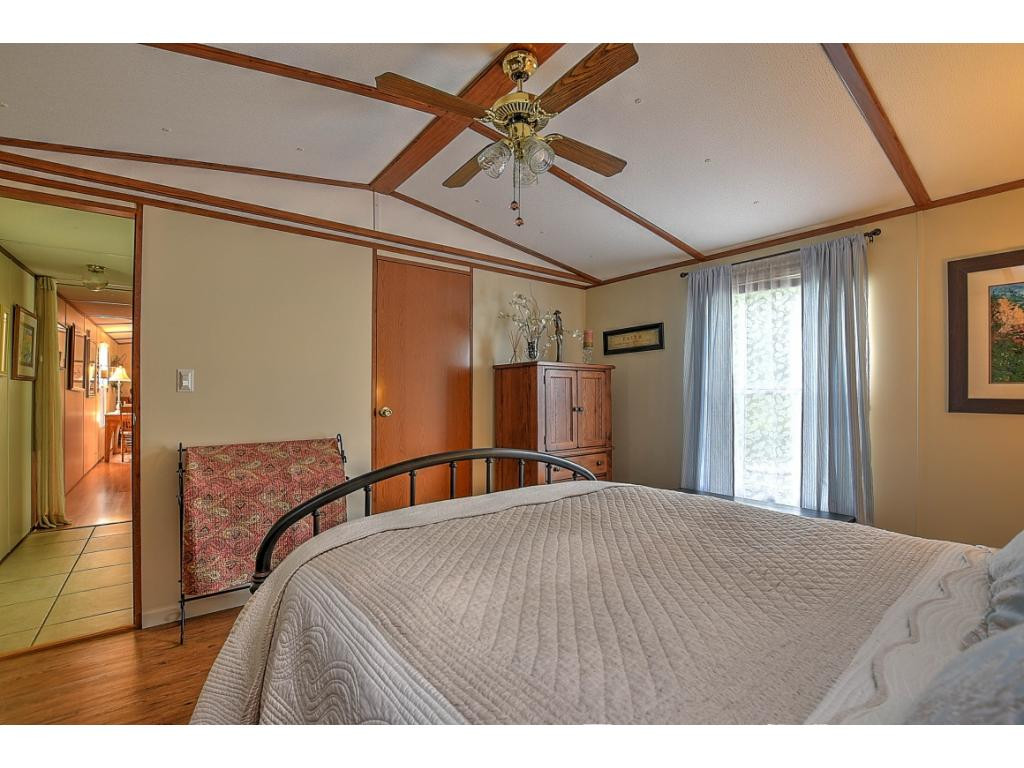 166 Fitzsimmons Hill Road Elizabethton, TN 37643 - Photo 9 of 18 Photo 9
