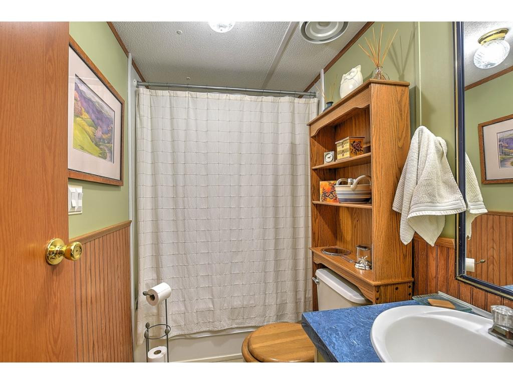 166 Fitzsimmons Hill Road Elizabethton, TN 37643 - Photo 10 of 18 Photo 10