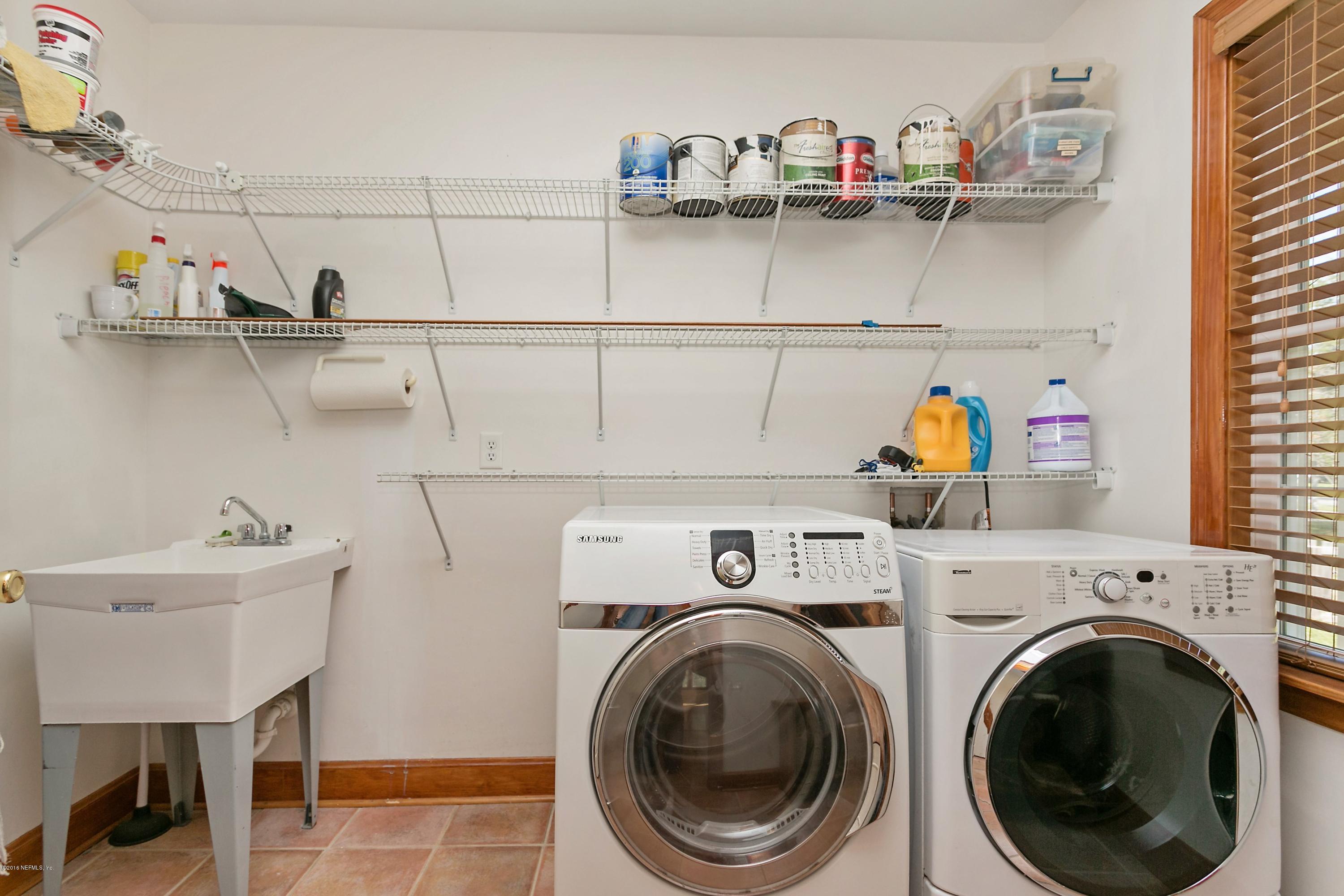 2233 Guilford Road Jacksonville, FL 32207 - Photo 12 of 23 012_Laundry Room