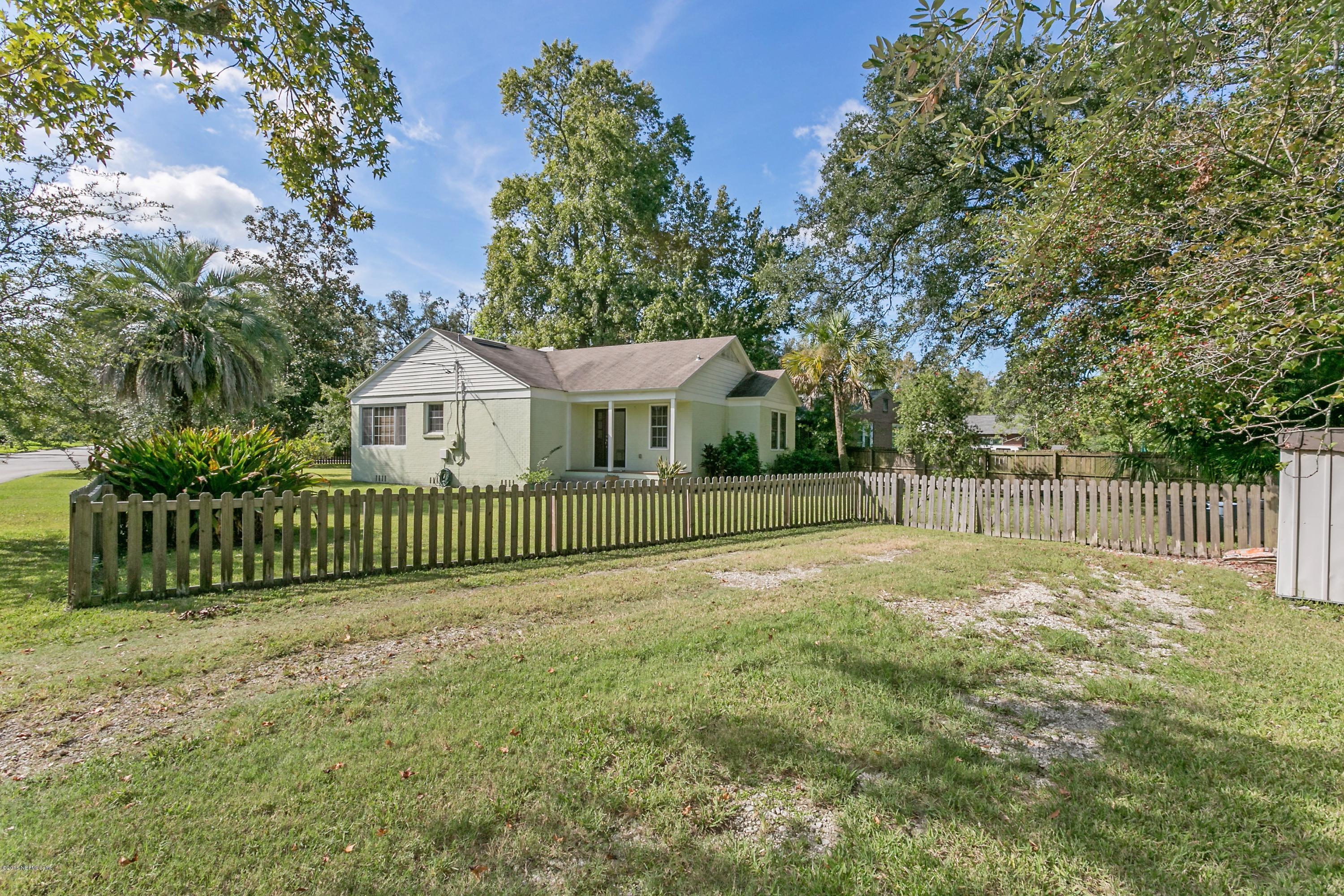 2233 Guilford Road Jacksonville, FL 32207 - Photo 22 of 23 021_Backyard