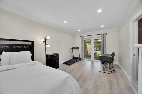 $4,300 | 11401 Southwest 81st Road, Pinecrest, FL 33156