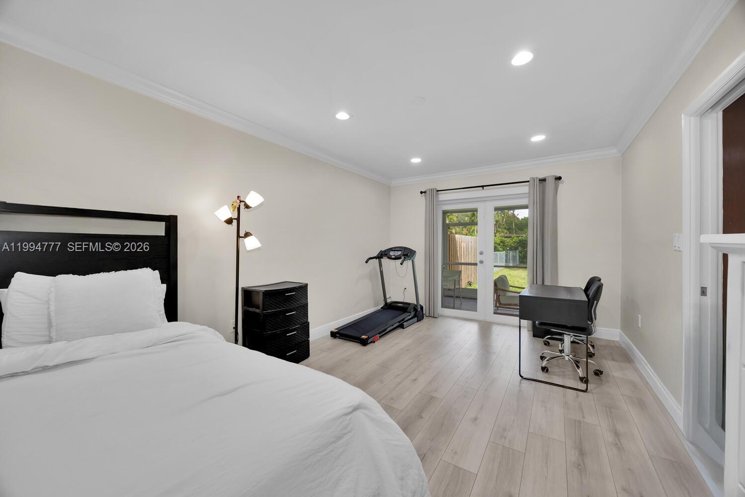 11401 Southwest 81st Road Pinecrest, FL 33156 - Photo 12 of 23