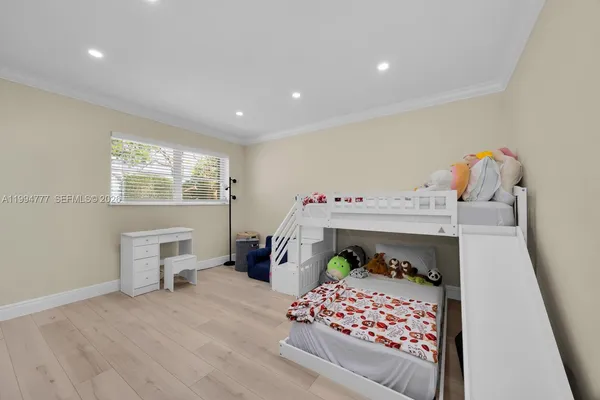 $4,300 | 11401 Southwest 81st Road, Pinecrest, FL 33156