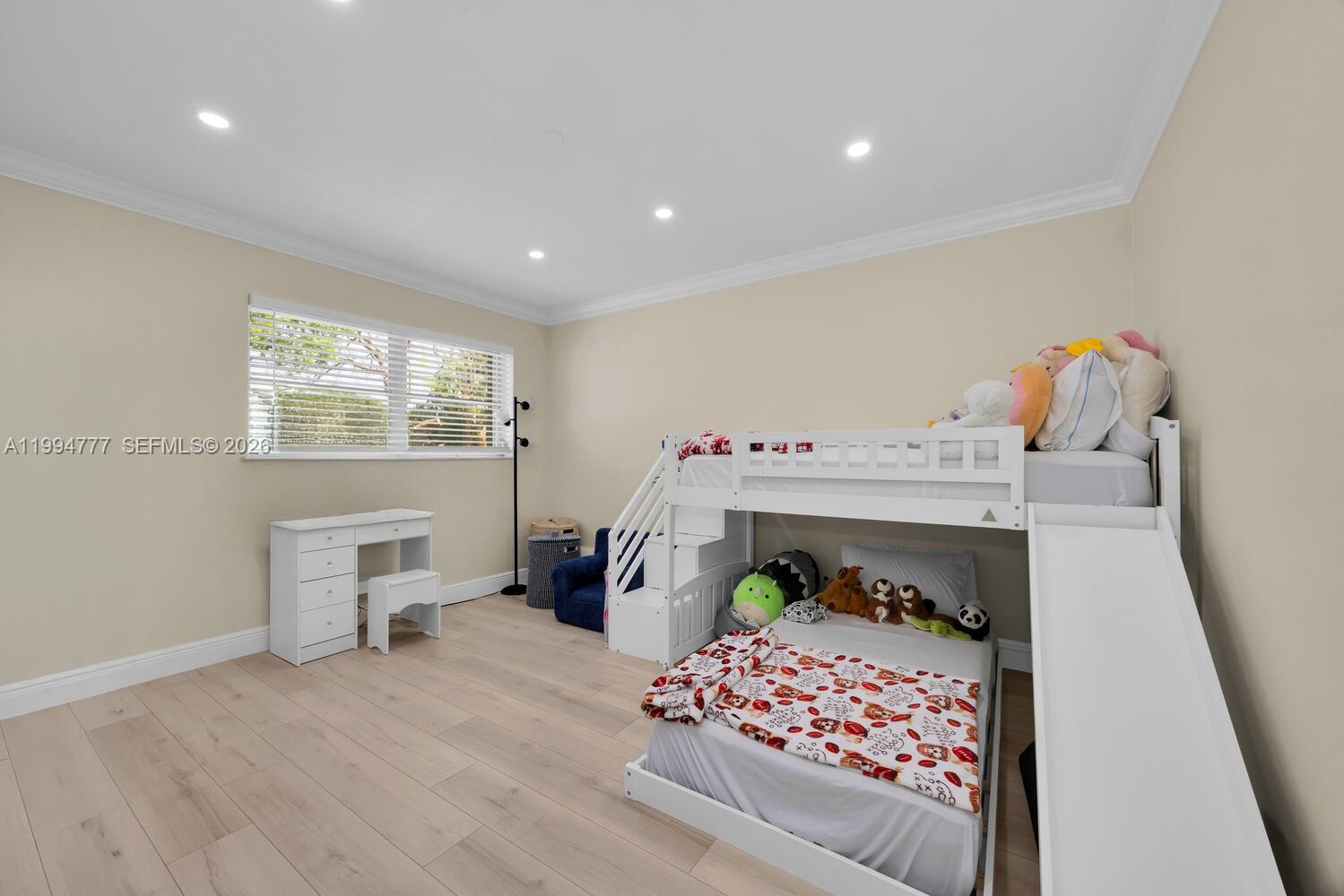 11401 Southwest 81st Road Pinecrest, FL 33156 - Photo 14 of 23