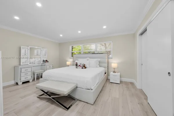 $4,300 | 11401 Southwest 81st Road, Pinecrest, FL 33156