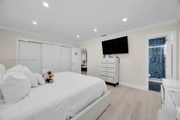 $4,300 | 11401 Southwest 81st Road, Pinecrest, FL 33156