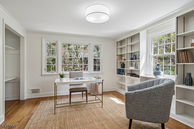 18 Devon Road Summit, NJ 07901 - Photo 13 of 34