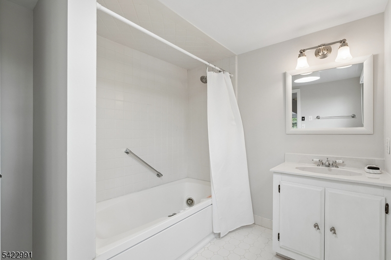 18 Devon Road Summit, NJ 07901 - Photo 21 of 34