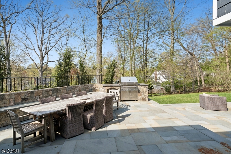 18 Devon Road Summit, NJ 07901 - Photo 27 of 34