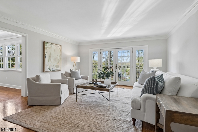 18 Devon Road Summit, NJ 07901 - Photo 7 of 34