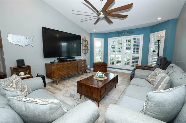 $389,900 | 424 Meadow Green Drive, Davenport, FL 33837