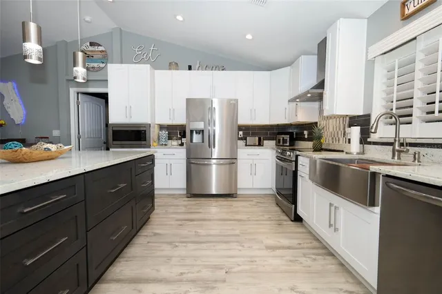 $389,900 | 424 Meadow Green Drive, Davenport, FL 33837