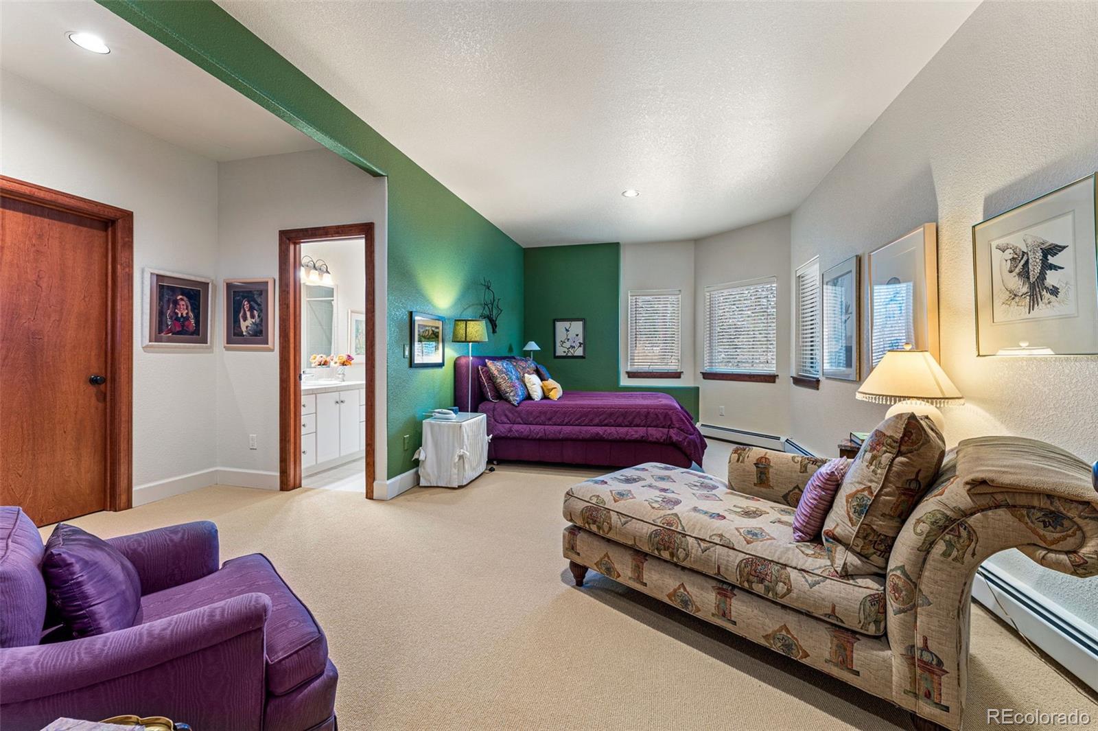 395 Timber Lane Boulder, CO 80304 - Photo 22 of 37 a living room with furniture