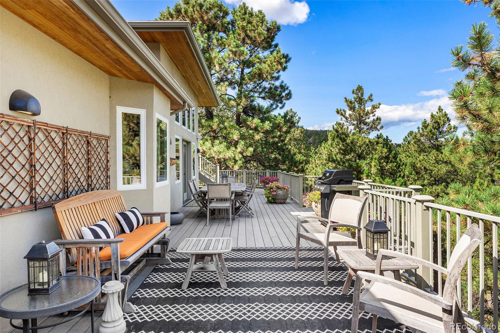 395 Timber Lane Boulder, CO 80304 - Photo 32 of 37 a view of sitting area with furniture