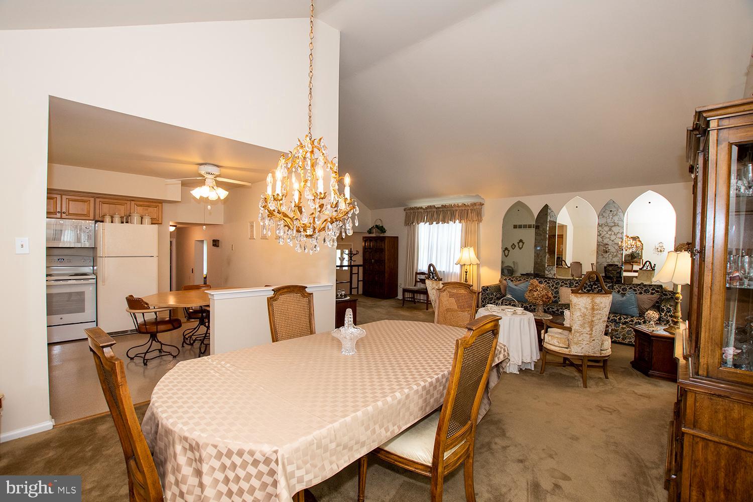 58 St Davids Road Springfield, PA 19064 - Photo 14 of 32 Dining Room