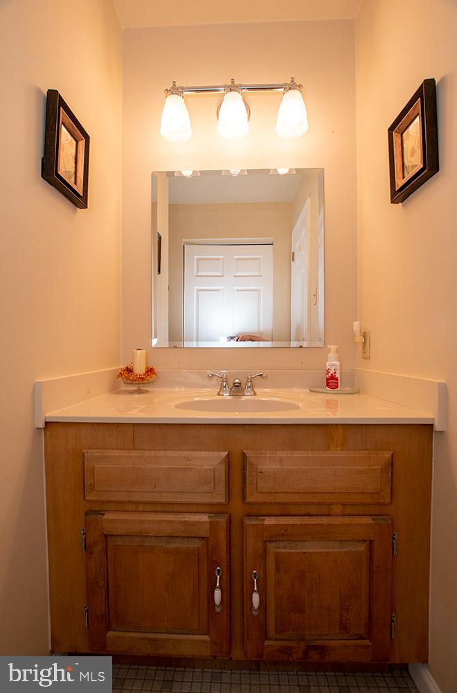 58 St Davids Road Springfield, PA 19064 - Photo 21 of 32 Hall Bathroom