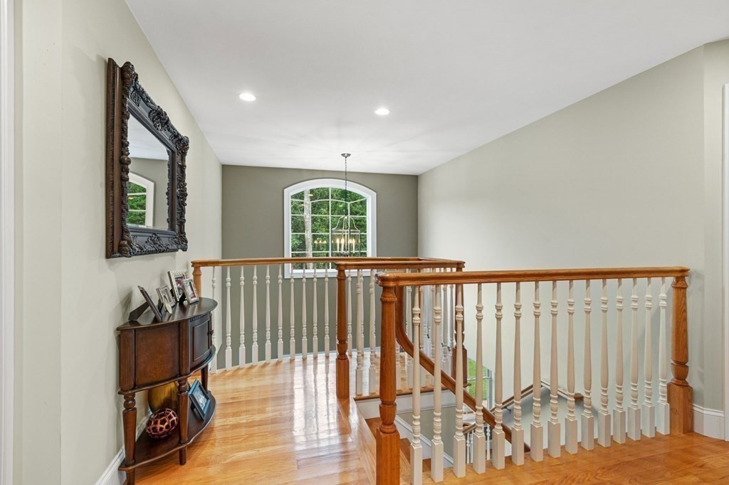 127 Parker Road Chelmsford, MA 01824 - Photo 16 of 42 Gallery Image 16