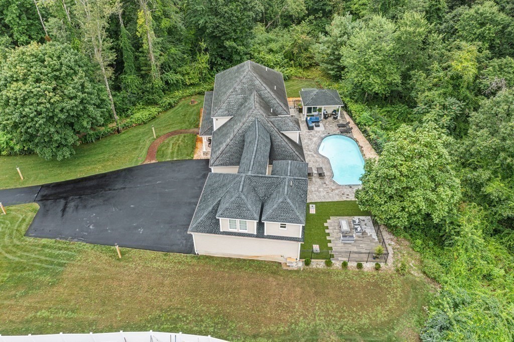 127 Parker Road Chelmsford, MA 01824 - Photo 40 of 42 Gallery Image 40
