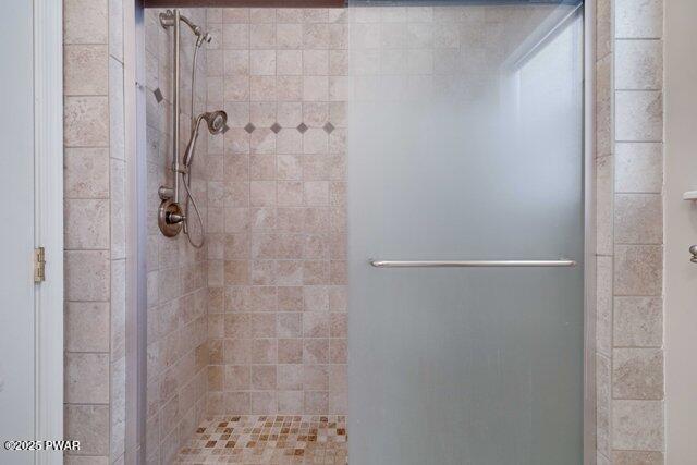 137 Maple Leaf Road Lackawaxen, PA 18435 - Photo 28 of 66 PRIMARY BATH