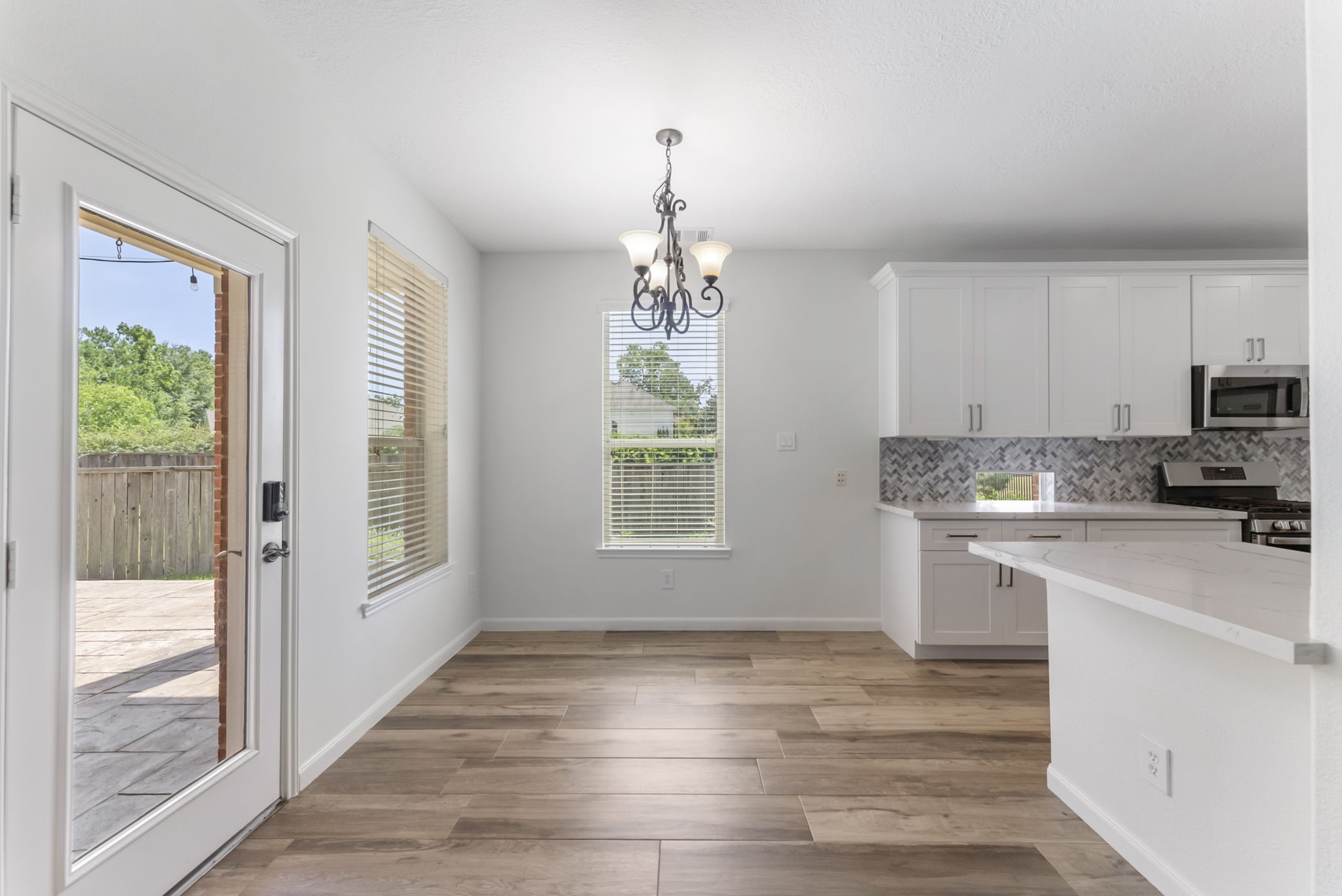2 Granite Path Place Spring, TX 77389 - Photo 10 of 32
