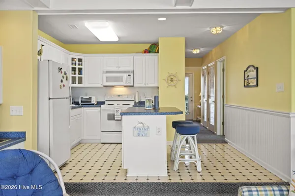 $525,000 | 2901 Pointe W Drive, Unit A1, Emerald Isle, NC 28594